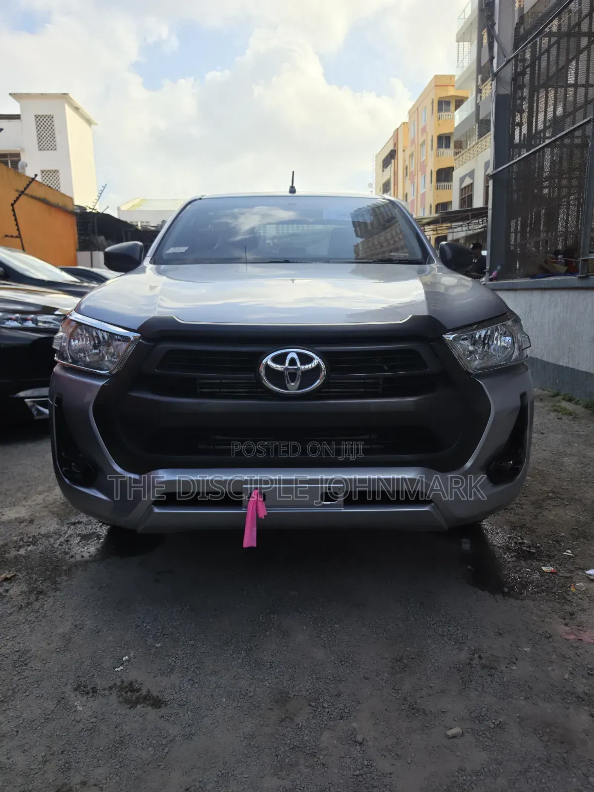 Toyota Hilux 2020 Silver