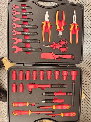 30 Piece Insulated Tool Set for Electric and Hybrid Vehicles