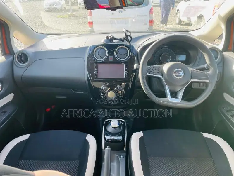 Nissan Note 2019 Orange