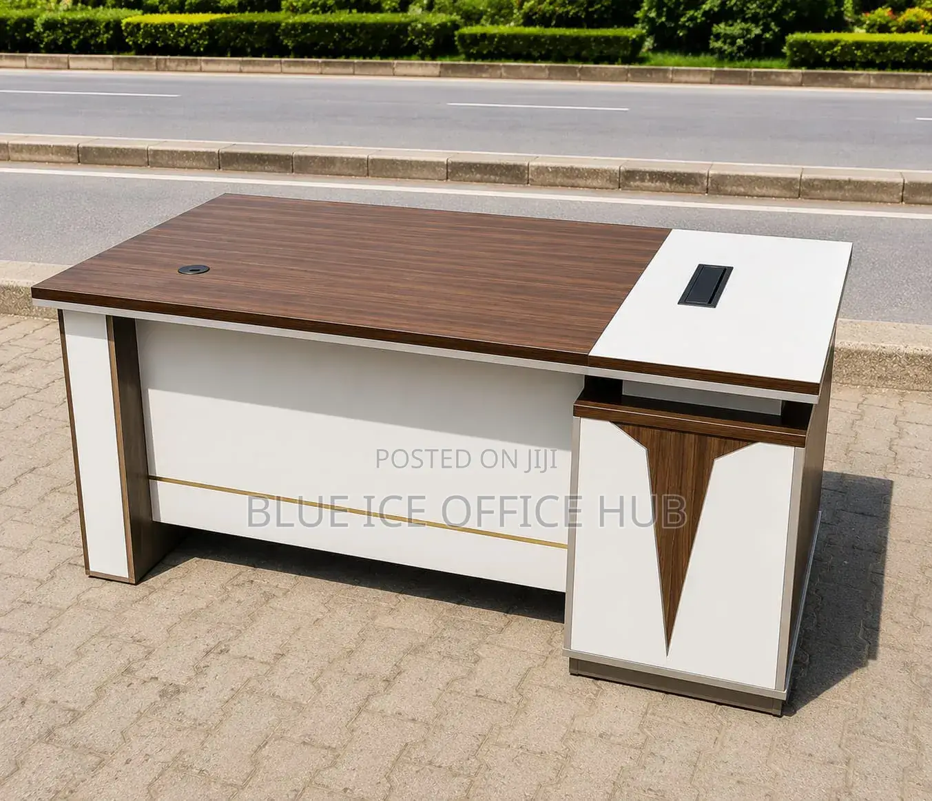 Premium Office Executive Desk With Cable Management Section