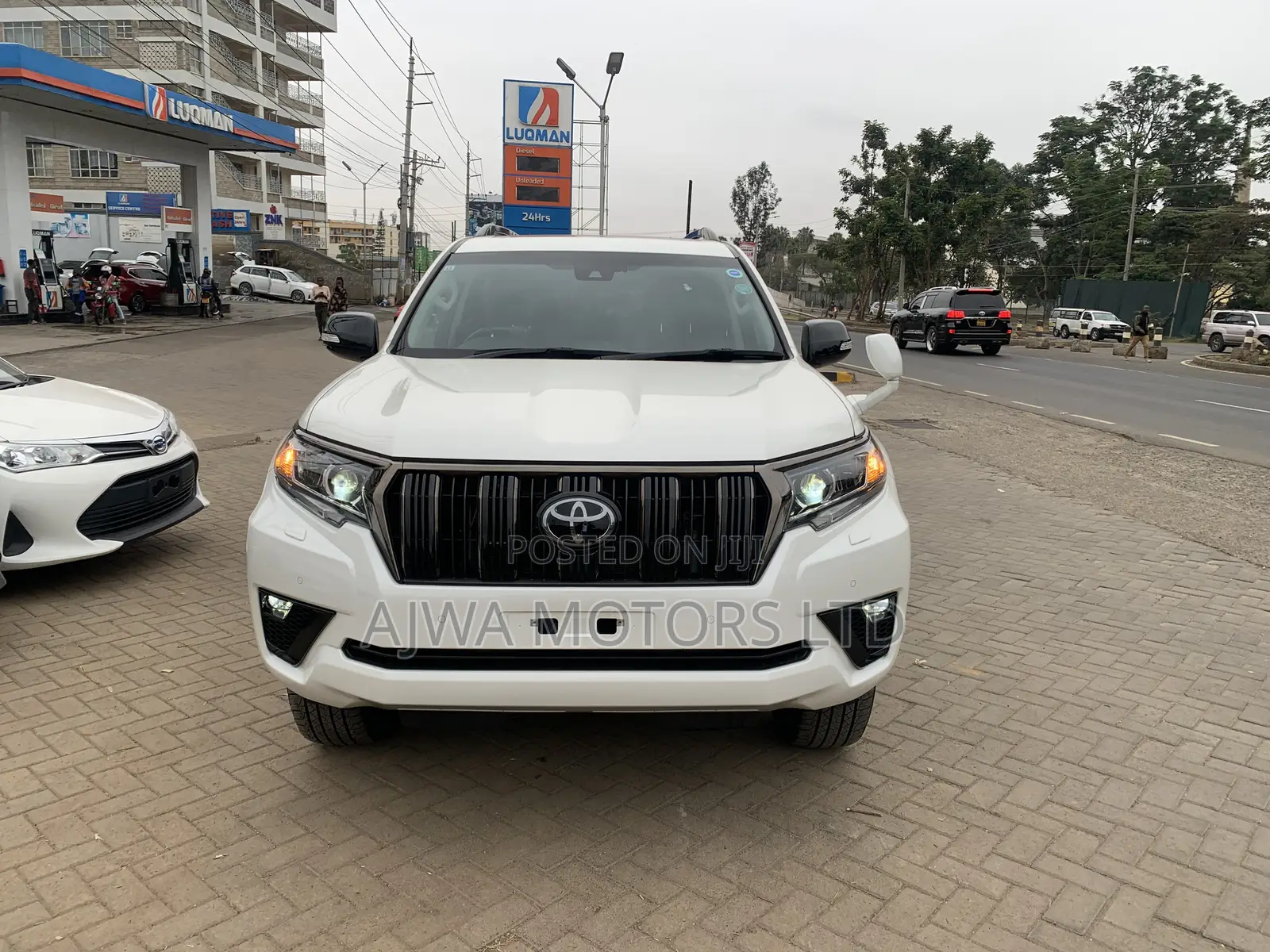 Toyota Land Cruiser Prado 2.7 2021 White