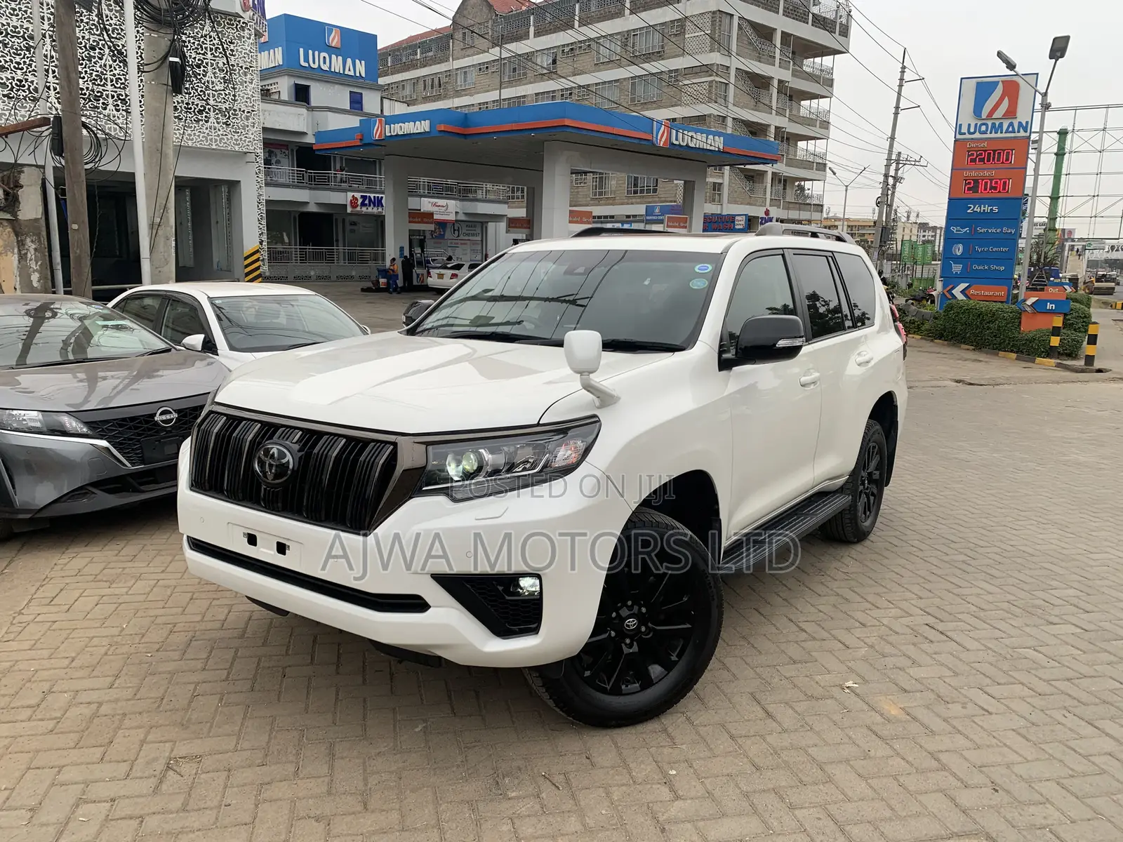 Toyota Land Cruiser Prado 2.7 2021 White