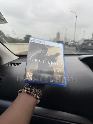 First Light 007 Ps5 Used Game