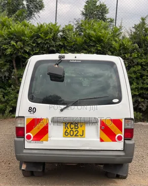 Mazda B-series 2008 White