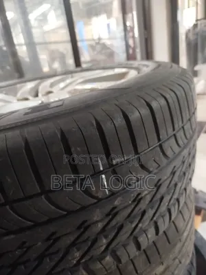 Land Rover Tyre + Rim 20inch