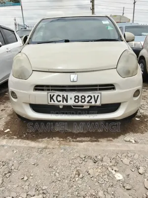 Toyota Passo 2012 Beige