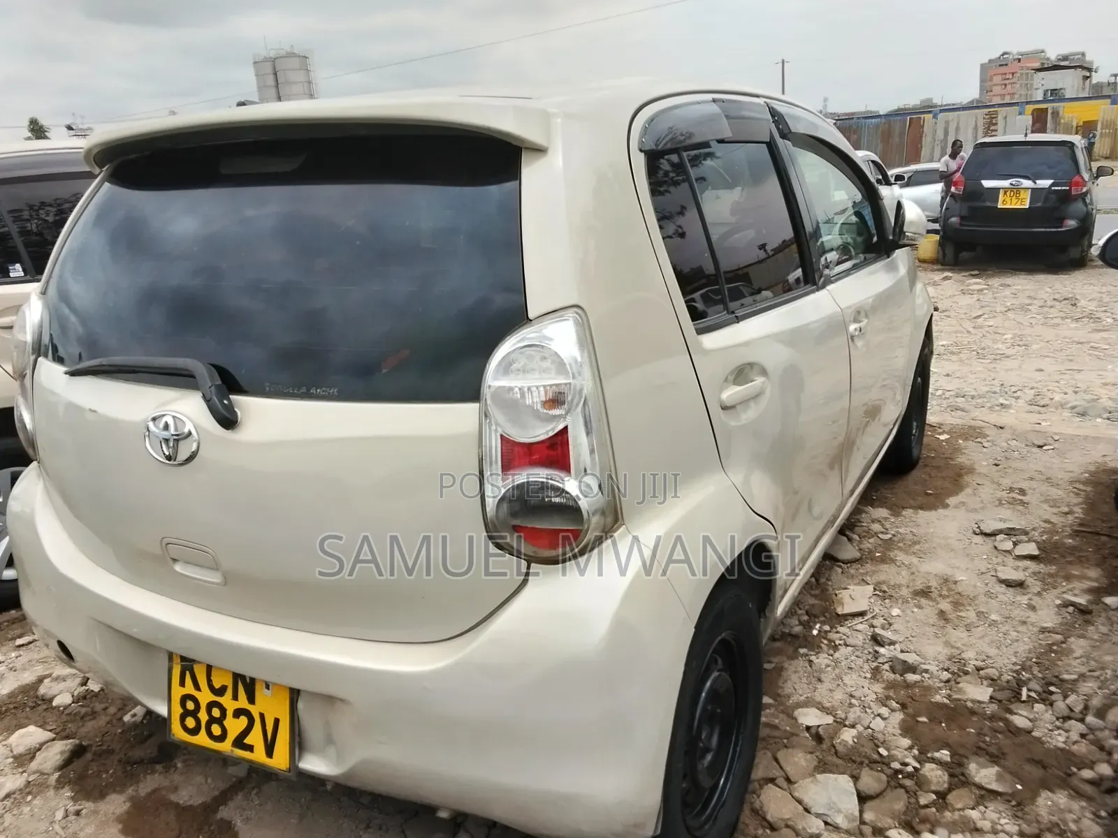 Toyota Passo 2012 Beige