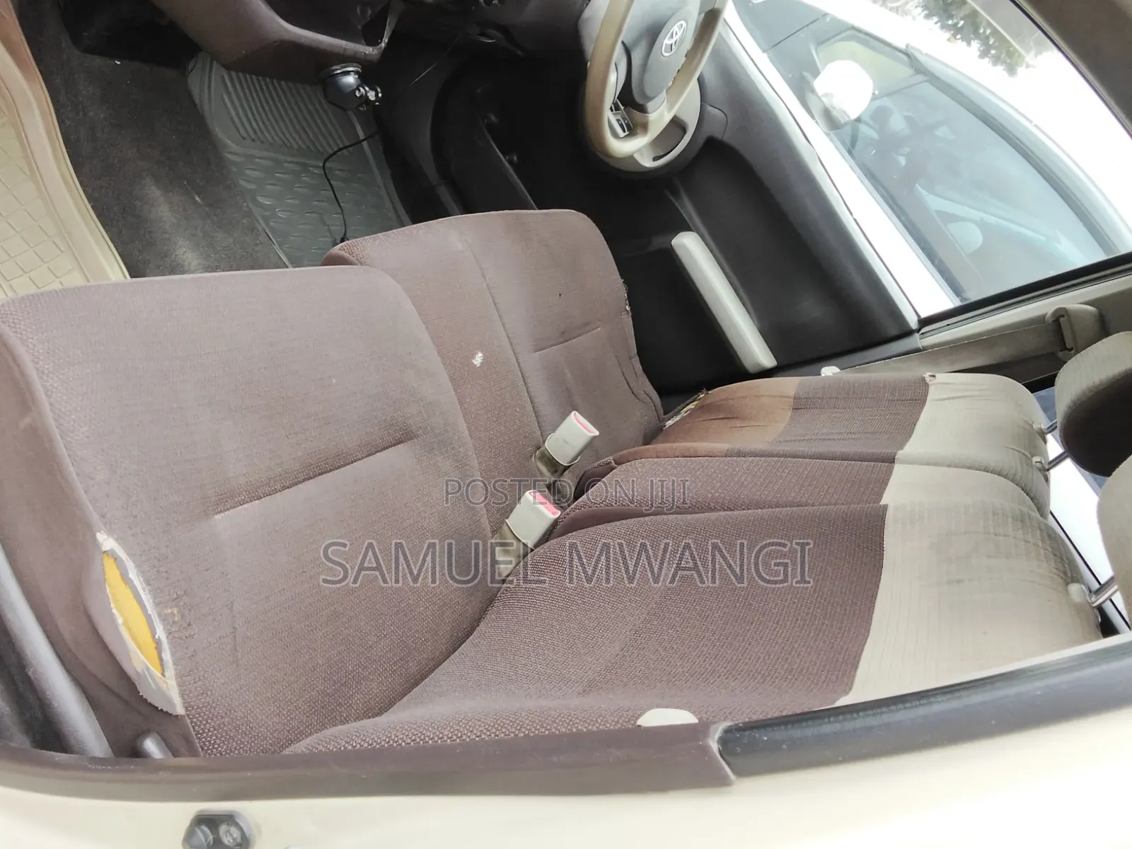 Toyota Passo 2012 Beige