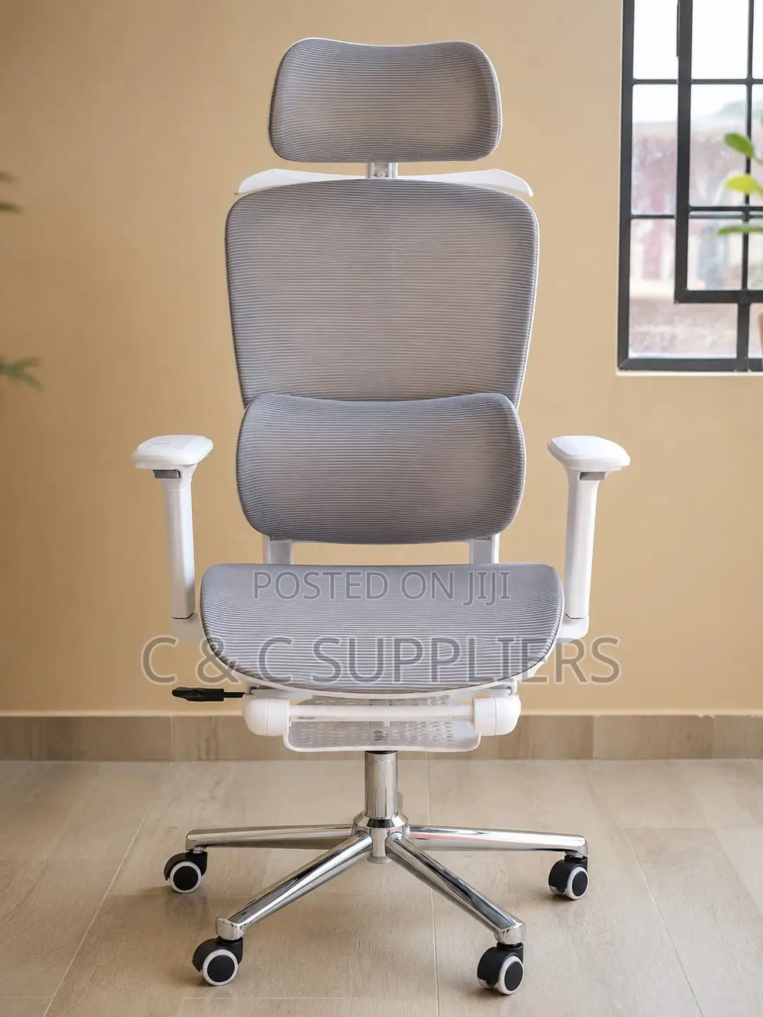 Office White Ergonomic Seat With Armrest