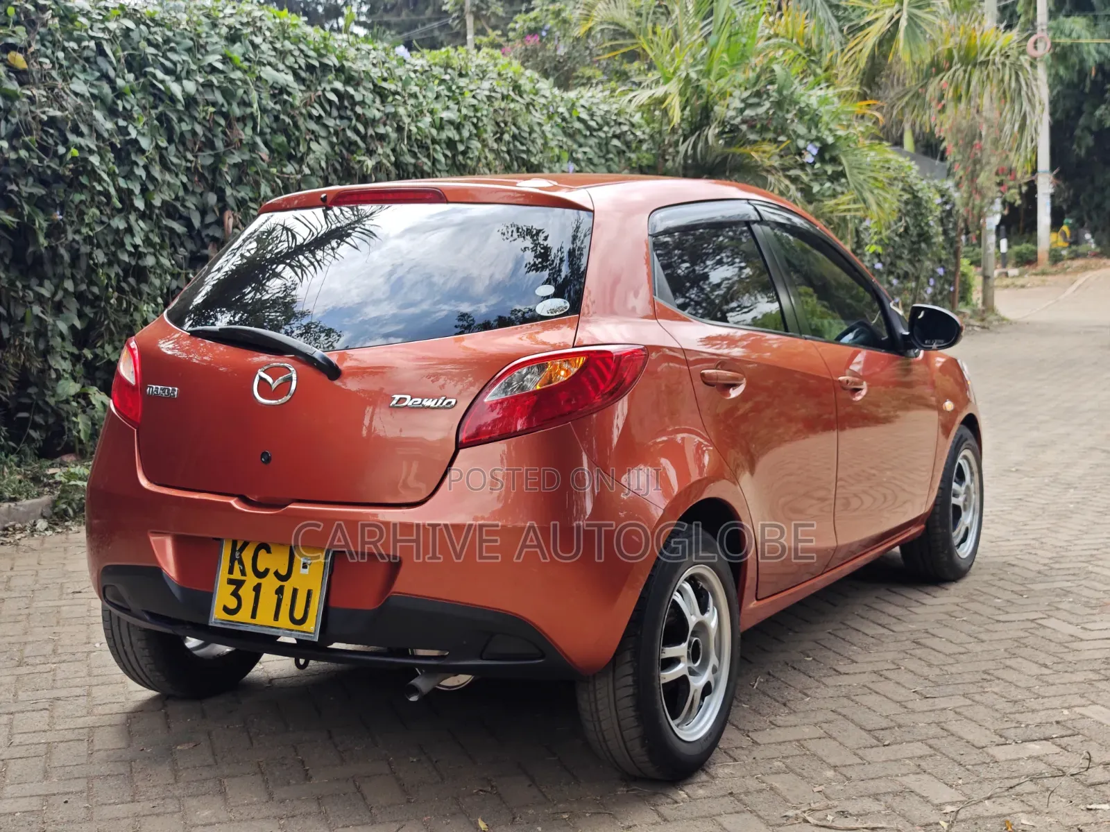 Mazda Demio 2009 Orange