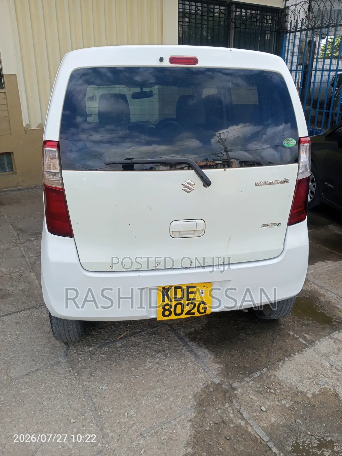 Mitsubishi SpaceWagon 2014 White