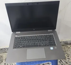 Laptop HP ZBook Studio G5 32GB Intel Core i9 SSD 512GB