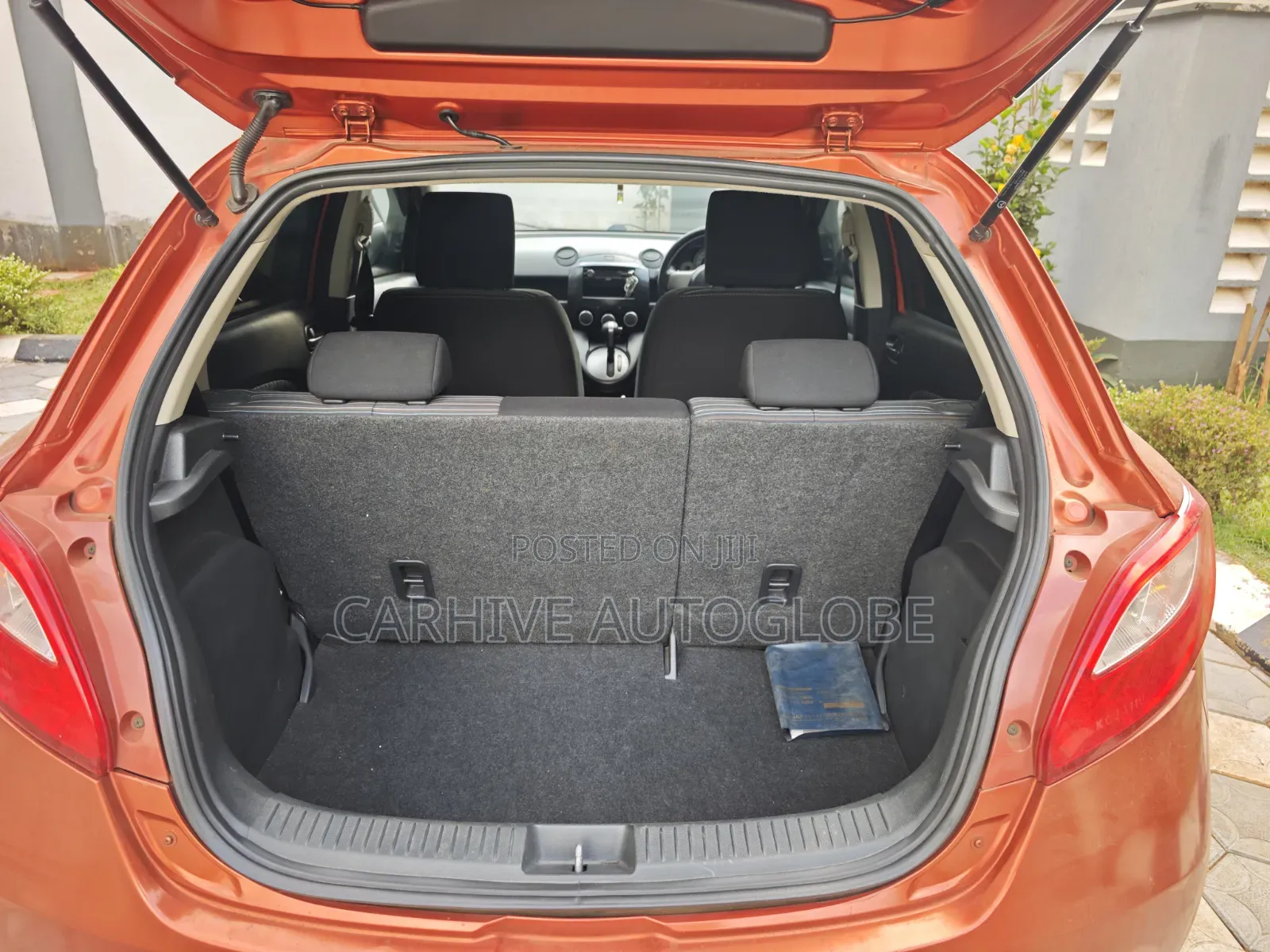 Mazda Demio 2009 Orange
