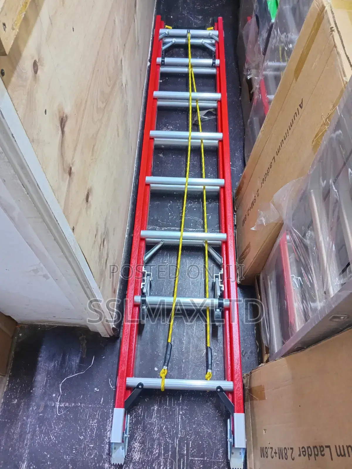 2×8 Extension Fiberglass Ladder 4.8mtrs