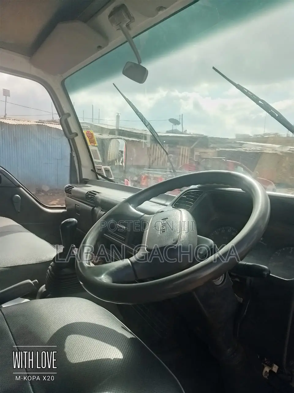 Isuzu NPR 2019