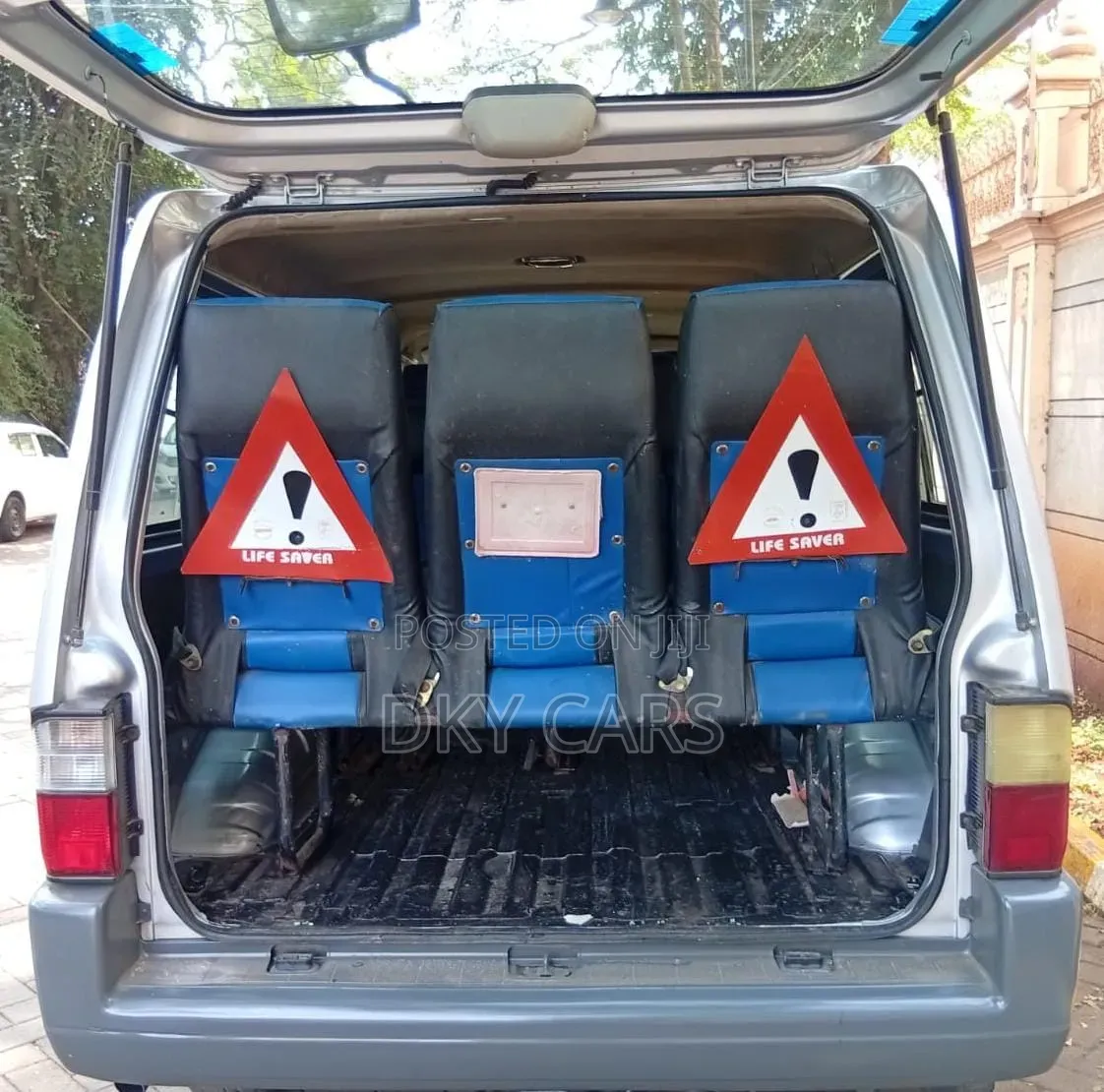 Mazda Bongo 2013 Grey