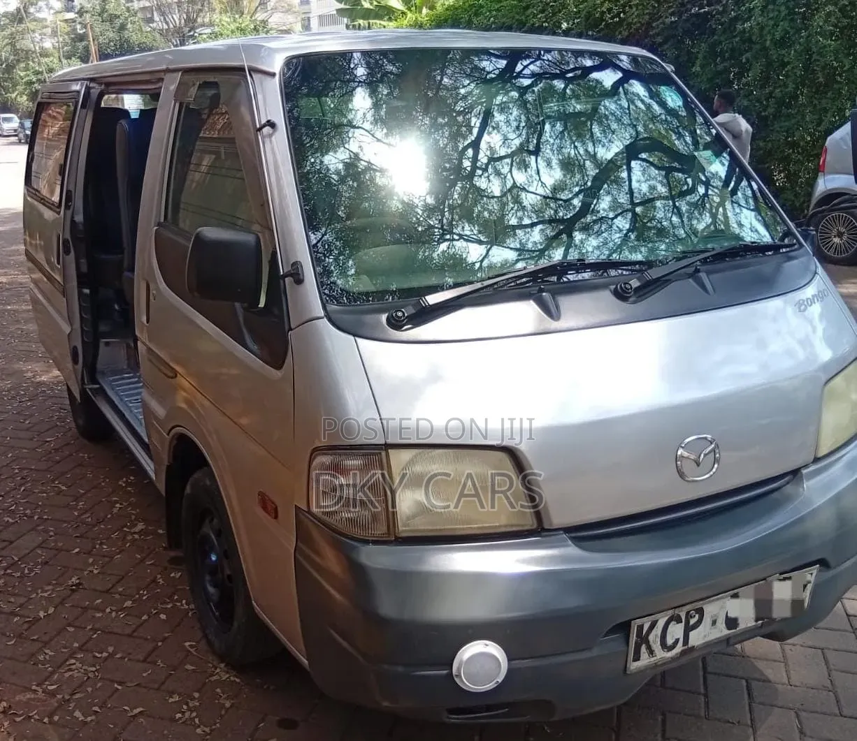 Mazda Bongo 2013 Grey
