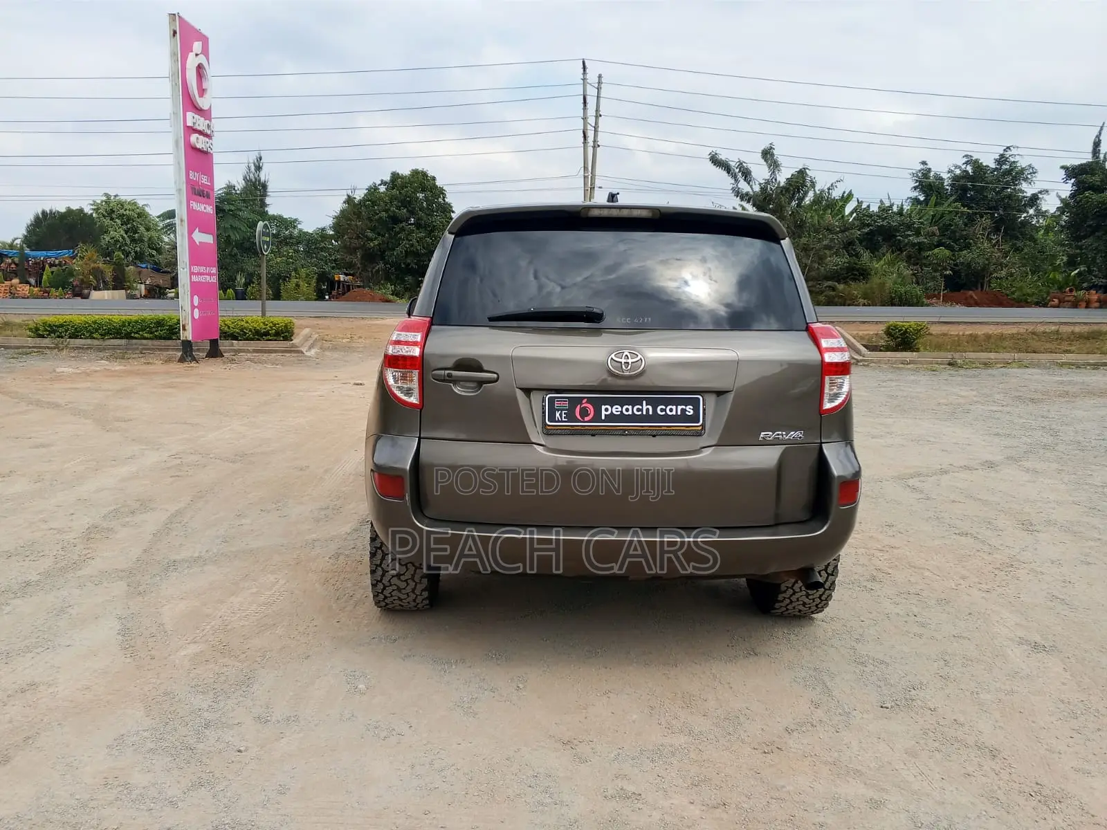 Toyota RAV4 2012 Gold