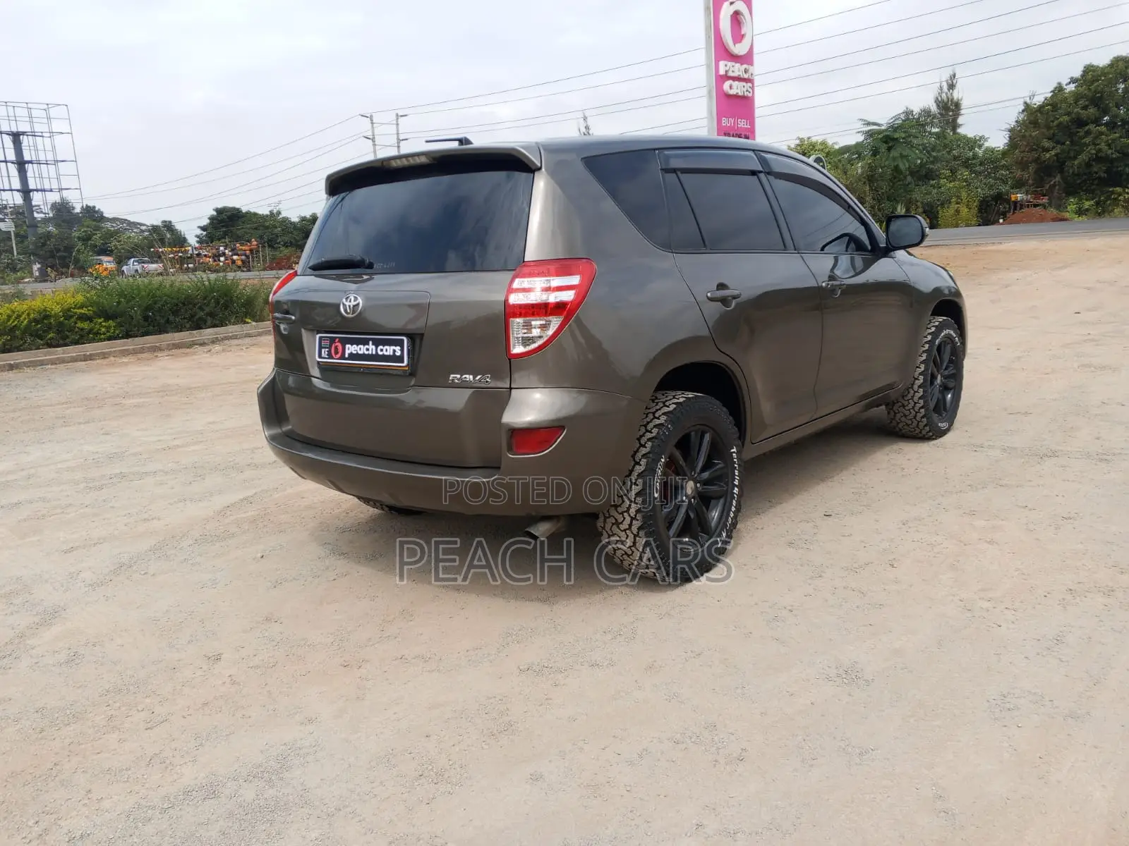 Toyota RAV4 2012 Gold