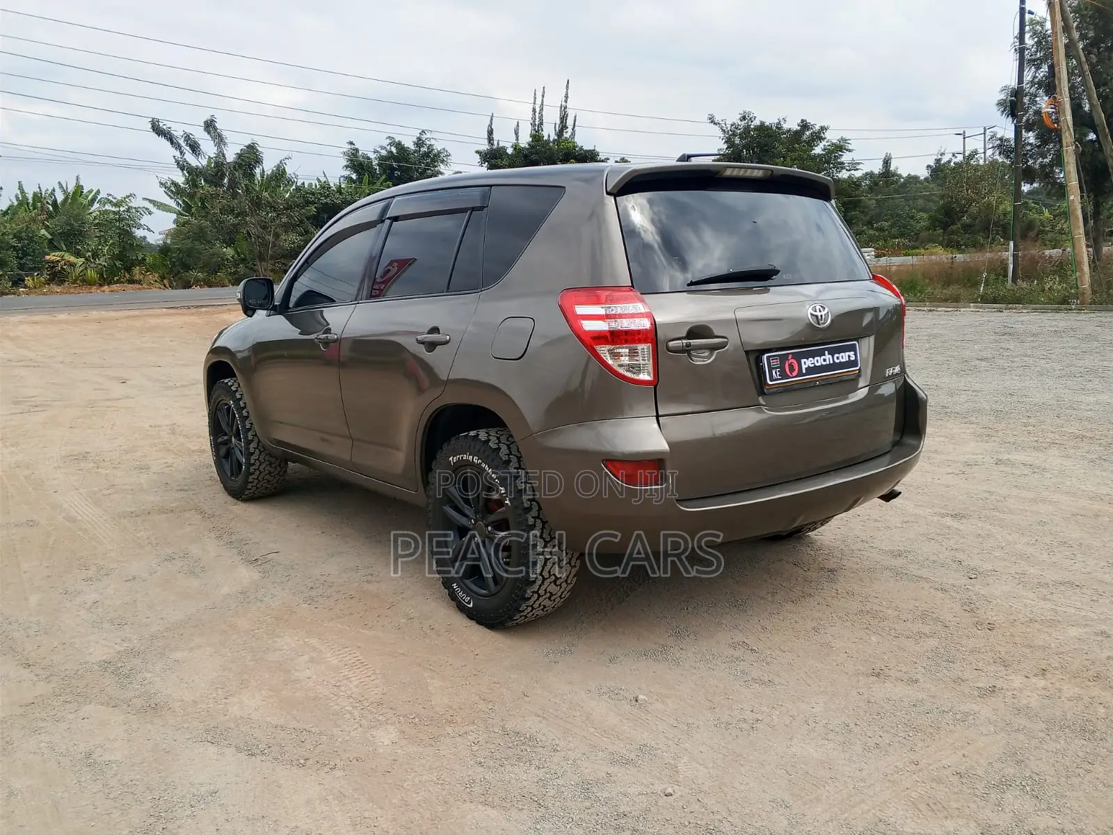 Toyota RAV4 2012 Gold