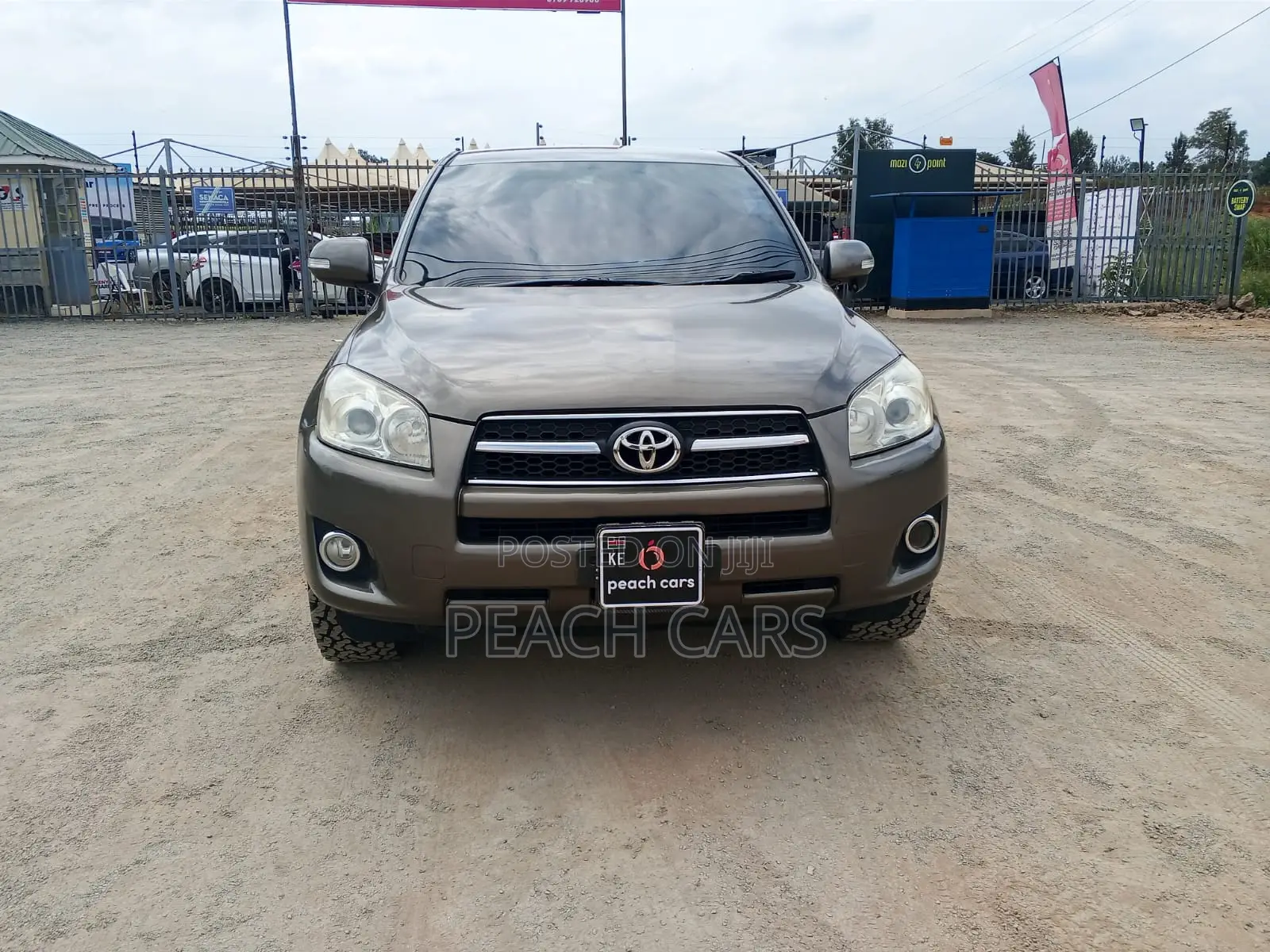 Toyota RAV4 2012 Gold