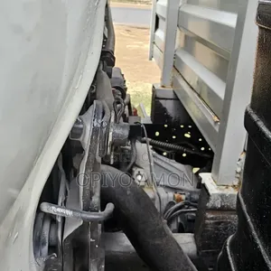 Isuzu Nprisuzu NPR Local