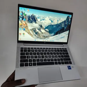 Laptop HP EliteBook 830 G8 32GB Intel Core i7 SSD 1T