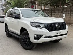 Toyota Land Cruiser Prado 2.7 2022 White