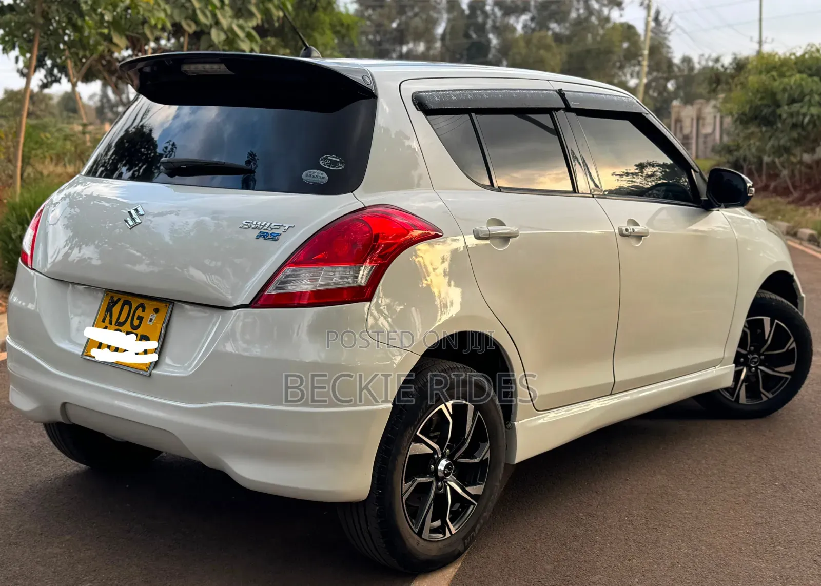 Suzuki Swift 2015 White