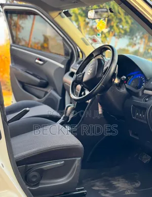 Suzuki Swift 2015 White