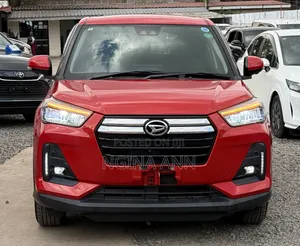Daihatsu Rocky 2020 Orange