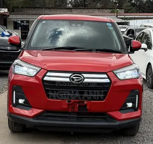 Daihatsu Rocky 2020 Orange