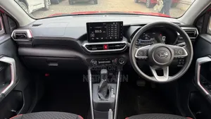 Daihatsu Rocky 2020 Orange
