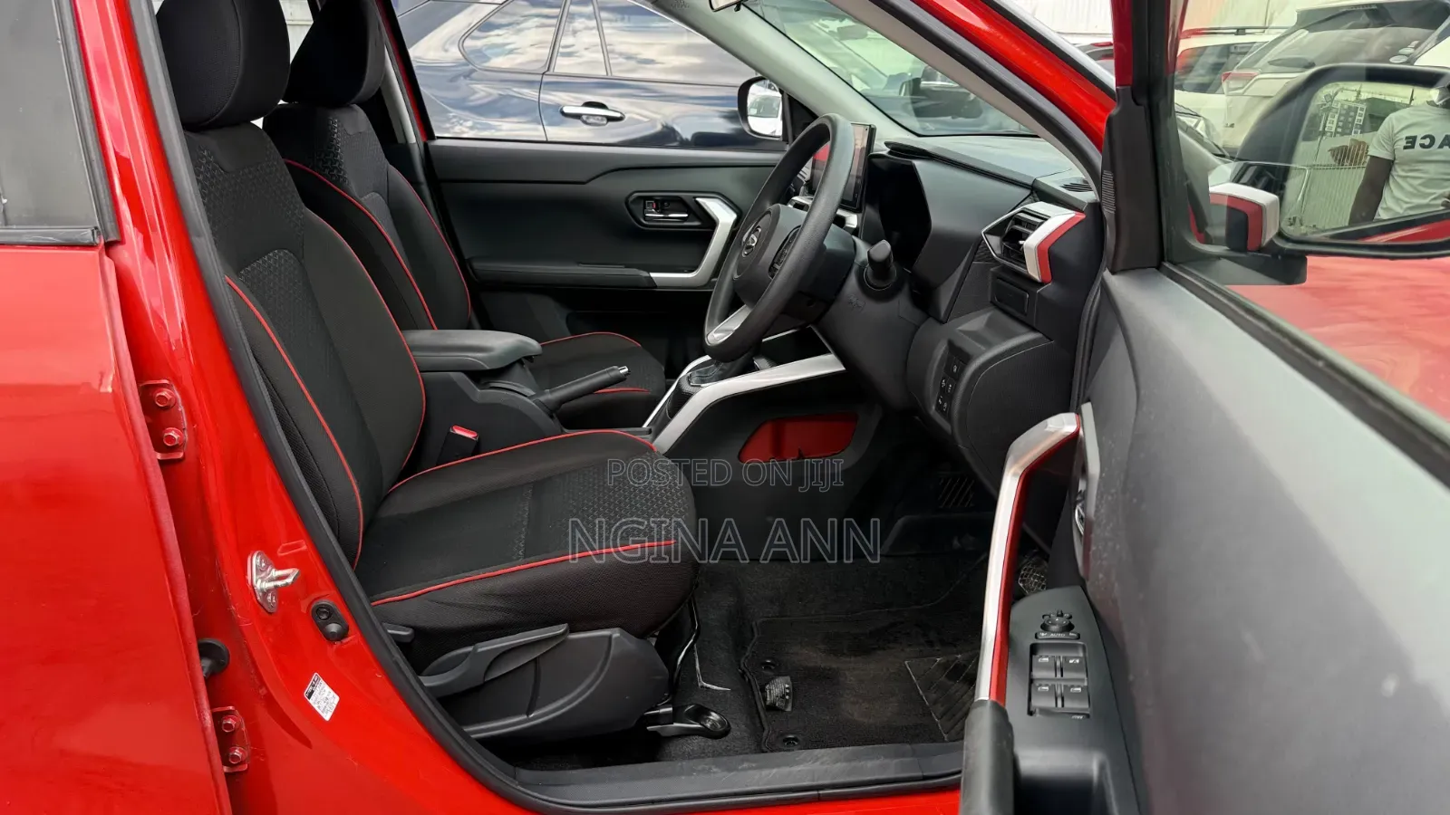 Daihatsu Rocky 2020 Orange