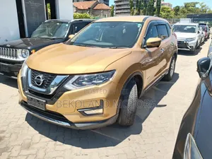 Nissan X-Trail 2019 Gold