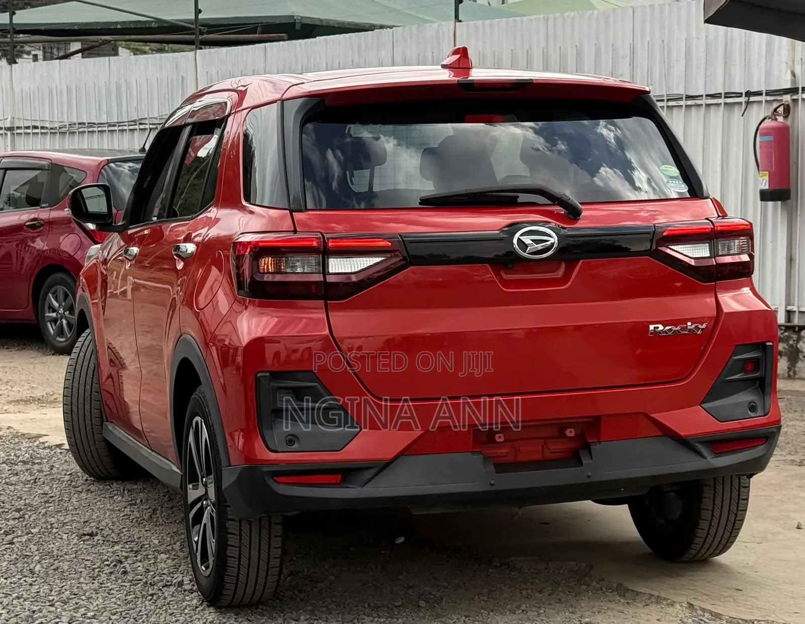 Daihatsu Rocky 2020 Orange