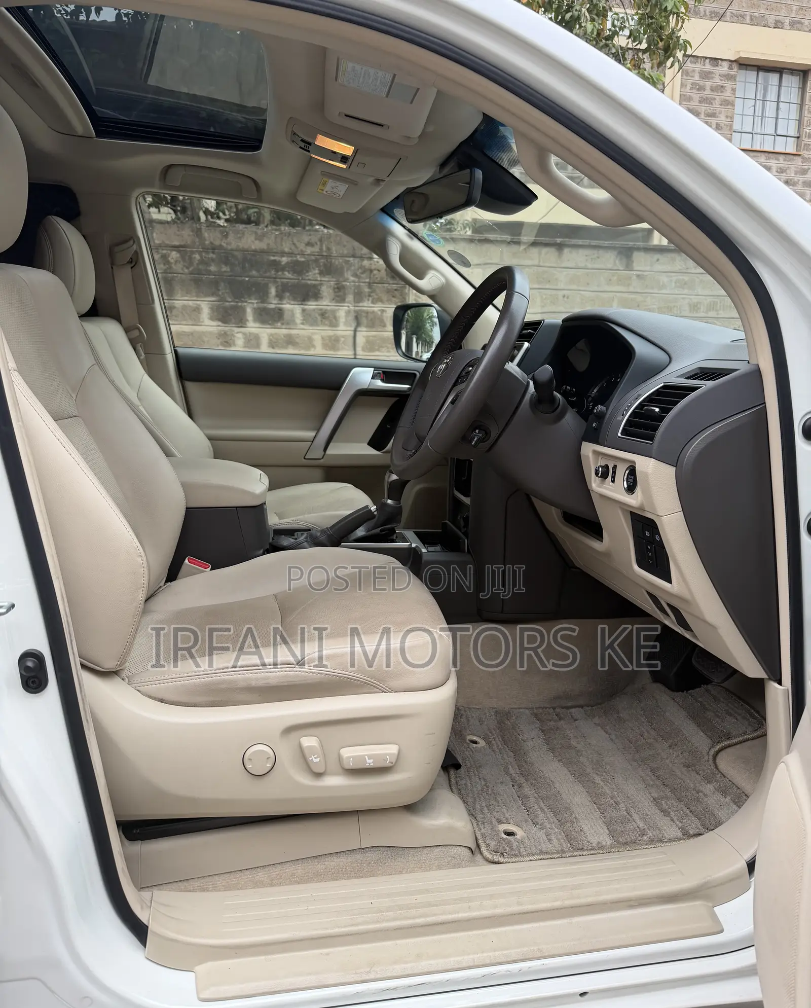 Toyota Land Cruiser Prado 2.7 2022 White