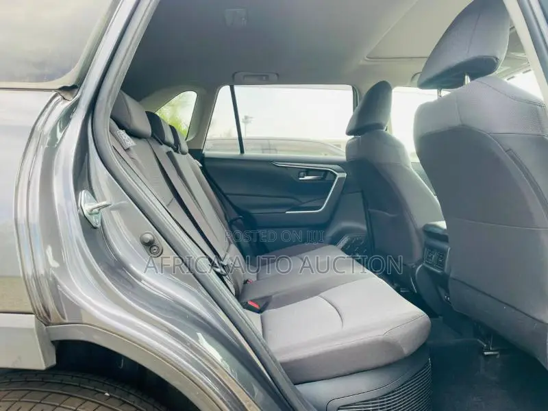 Toyota RAV4 2019 Gray