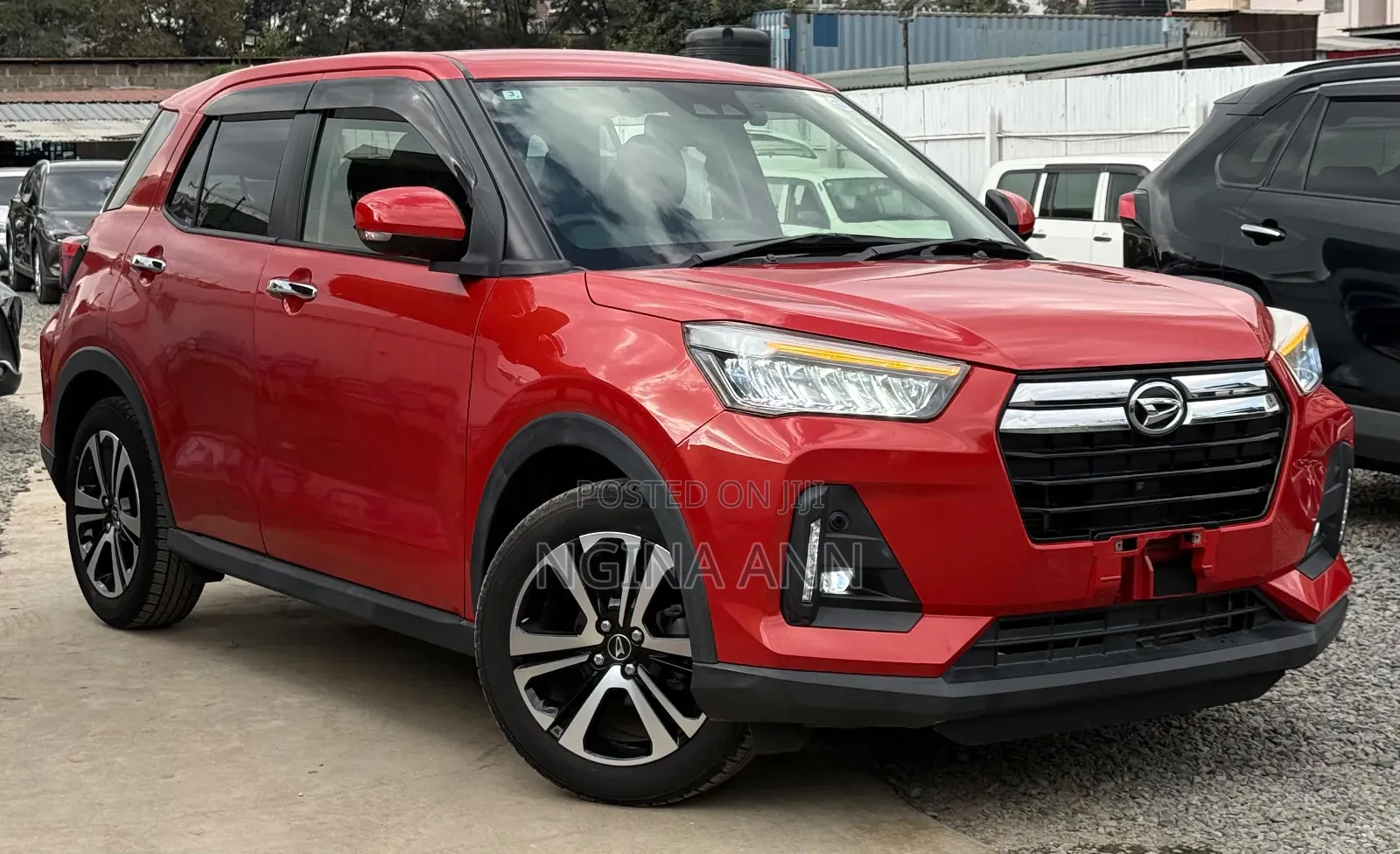 Daihatsu Rocky 2020 Orange