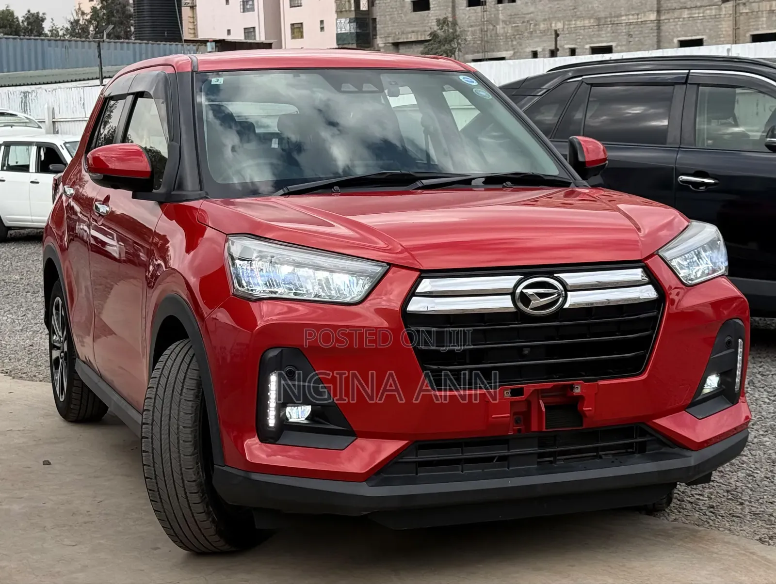 Daihatsu Rocky 2020 Orange