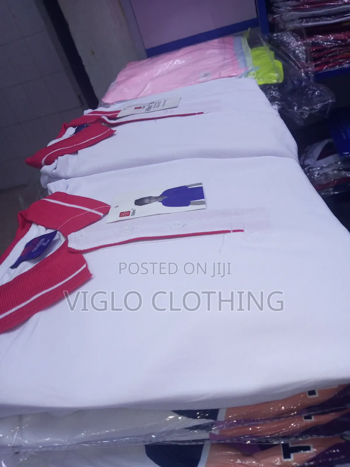 White Body,Red Collar Poloshirts