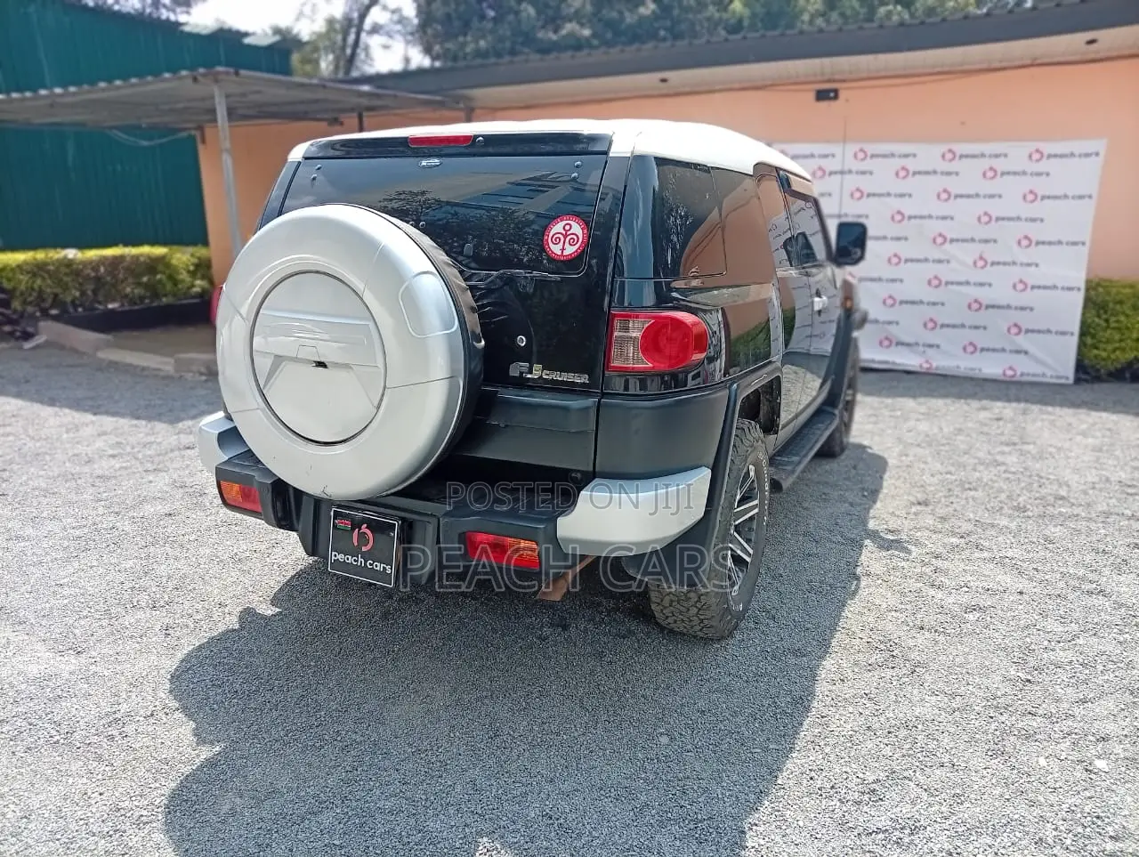 Toyota FJ Cruiser 2011 Black