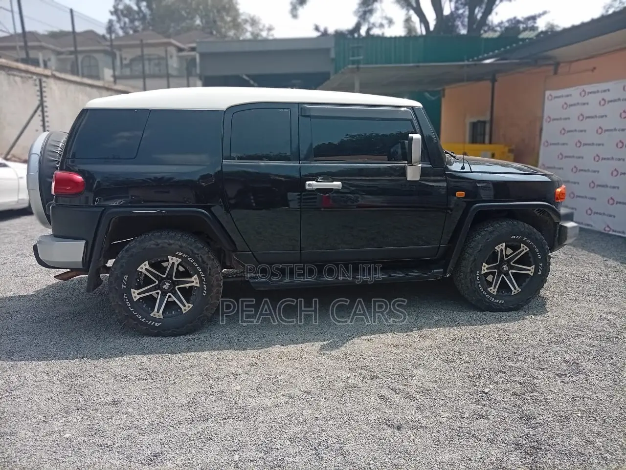 Toyota FJ Cruiser 2011 Black