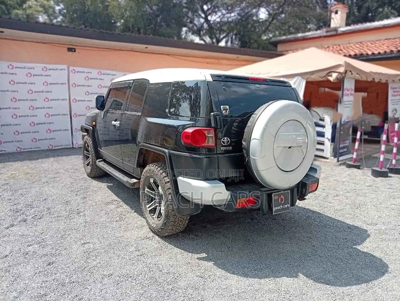 Toyota FJ Cruiser 2011 Black
