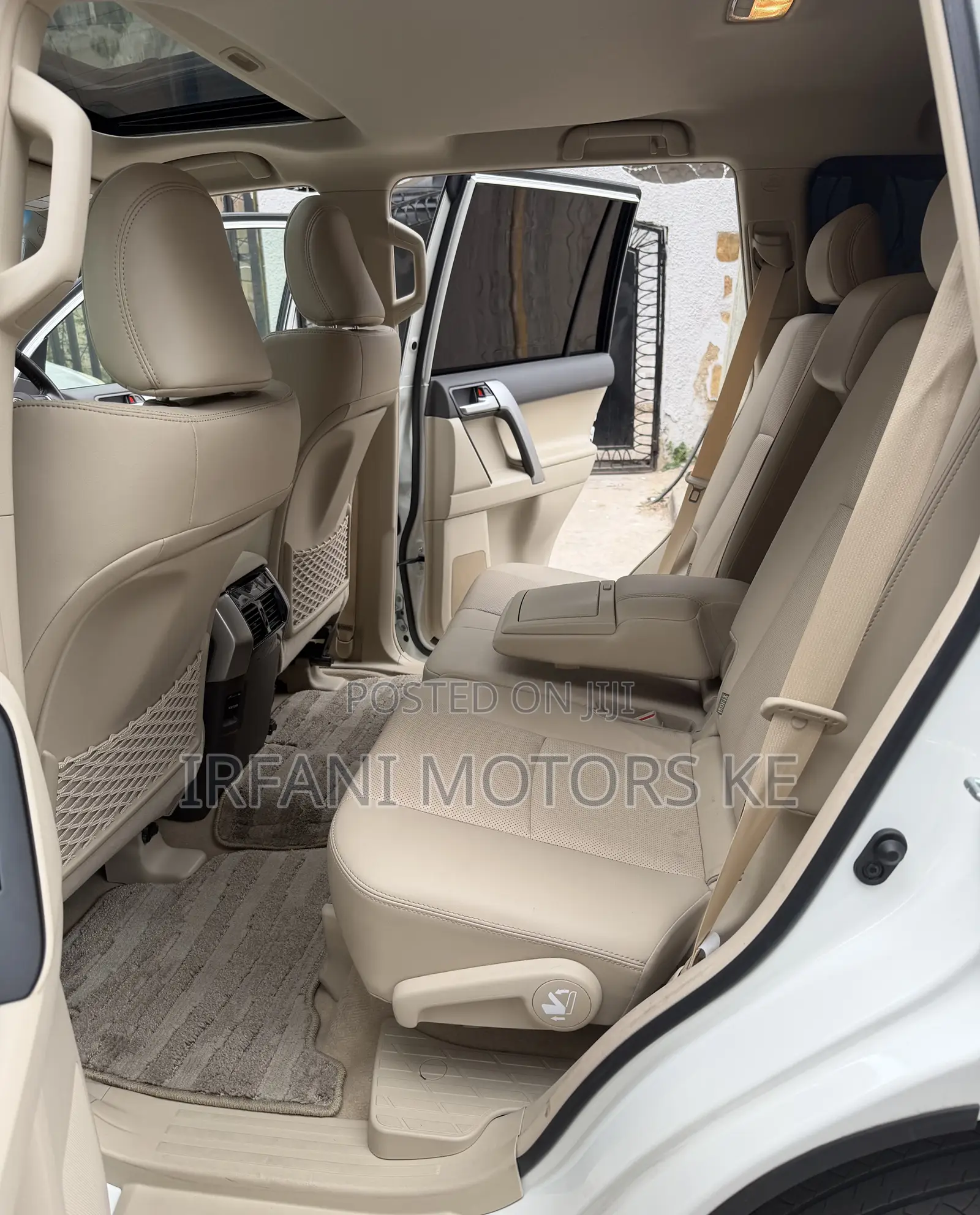 Toyota Land Cruiser Prado 2.7 2022 White