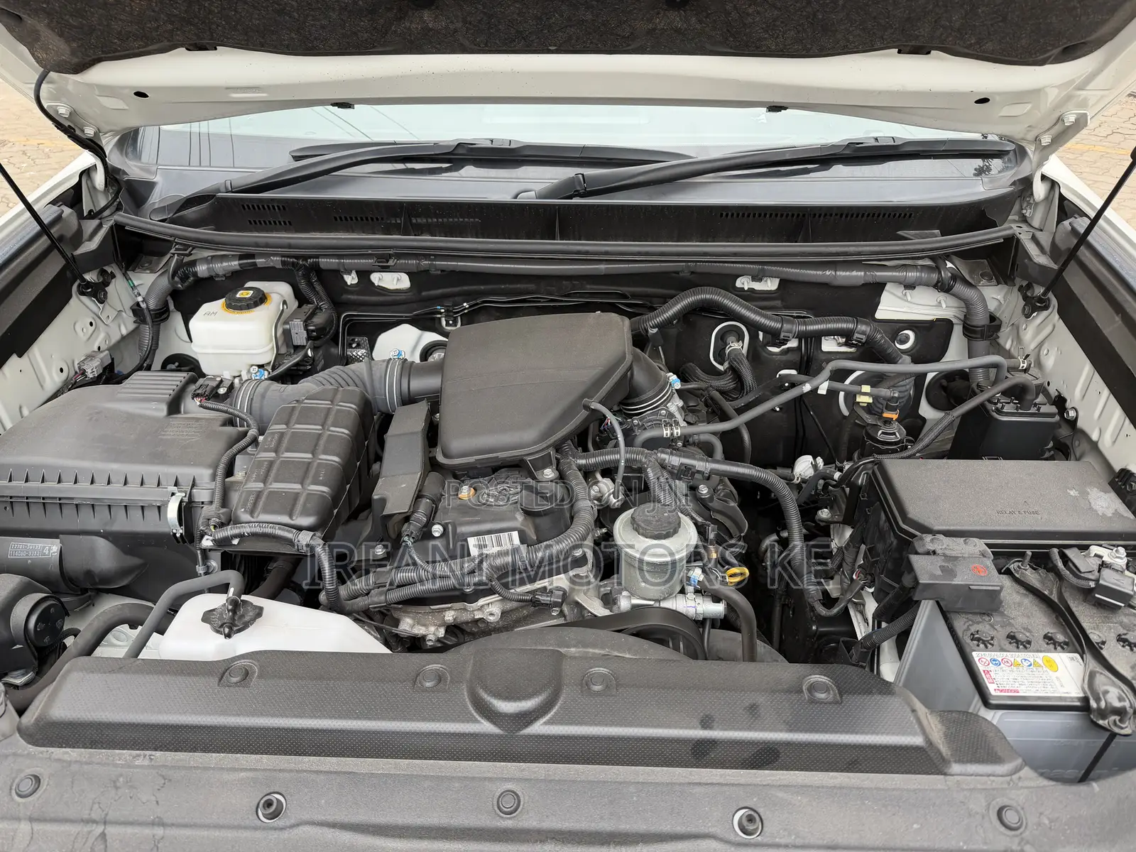 Toyota Land Cruiser Prado 2.7 2022 White