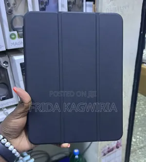 iPad Air 11" Flip Cover Letter With Pen Slot