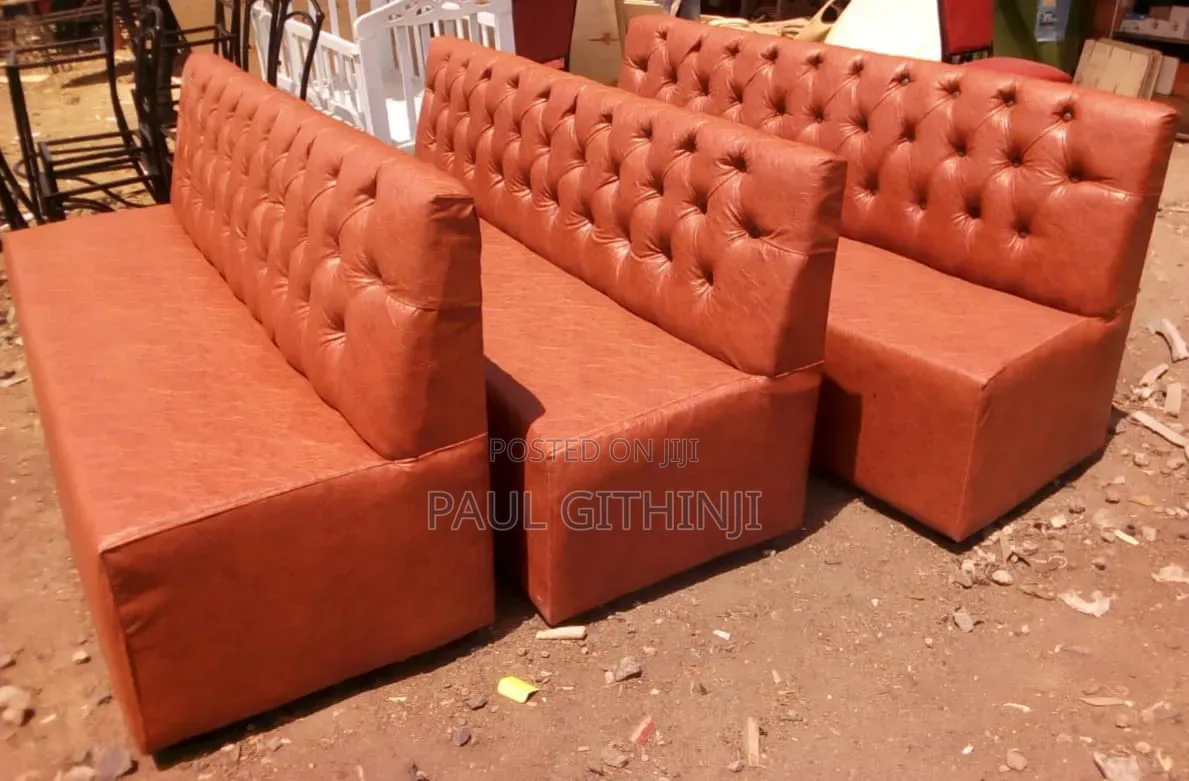 3 Persons Lounge Couch