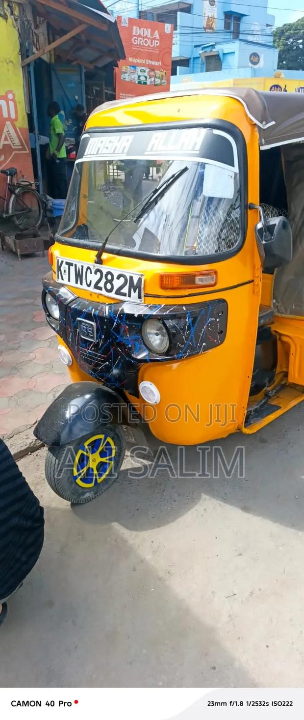 Bajaj RE 2019 Yellow