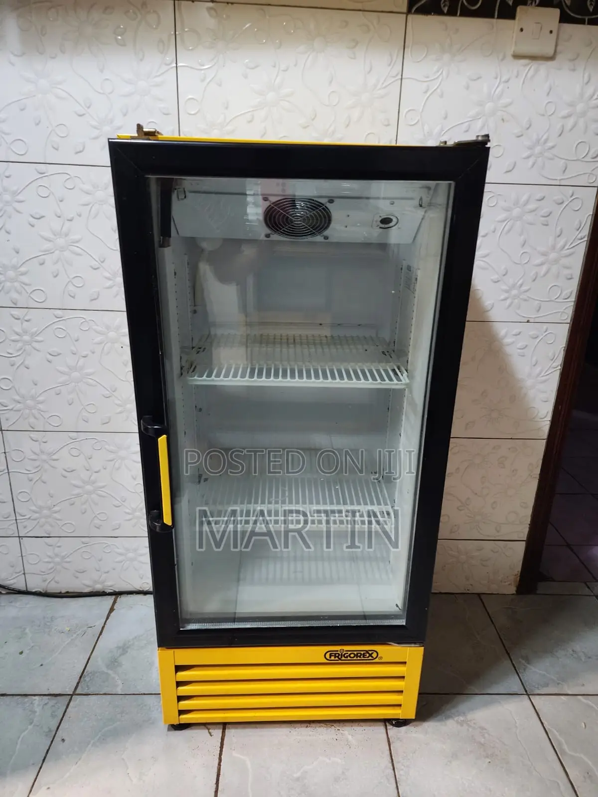 DISPLAY CHILLER Slightly Negotiable